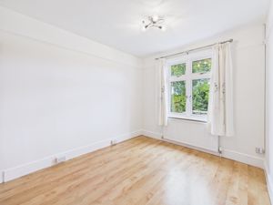 Bedroom- click for photo gallery